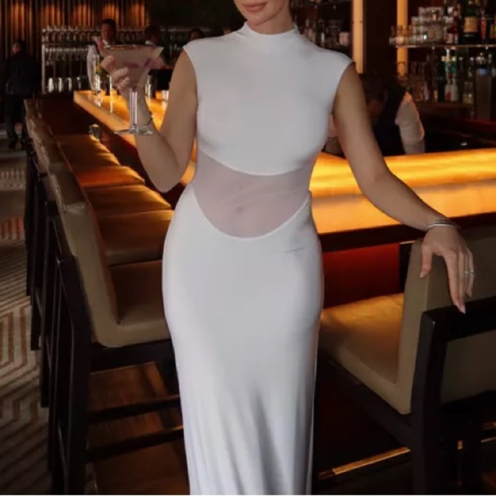 Naked Wardrobe Hourglass Dress NWOT